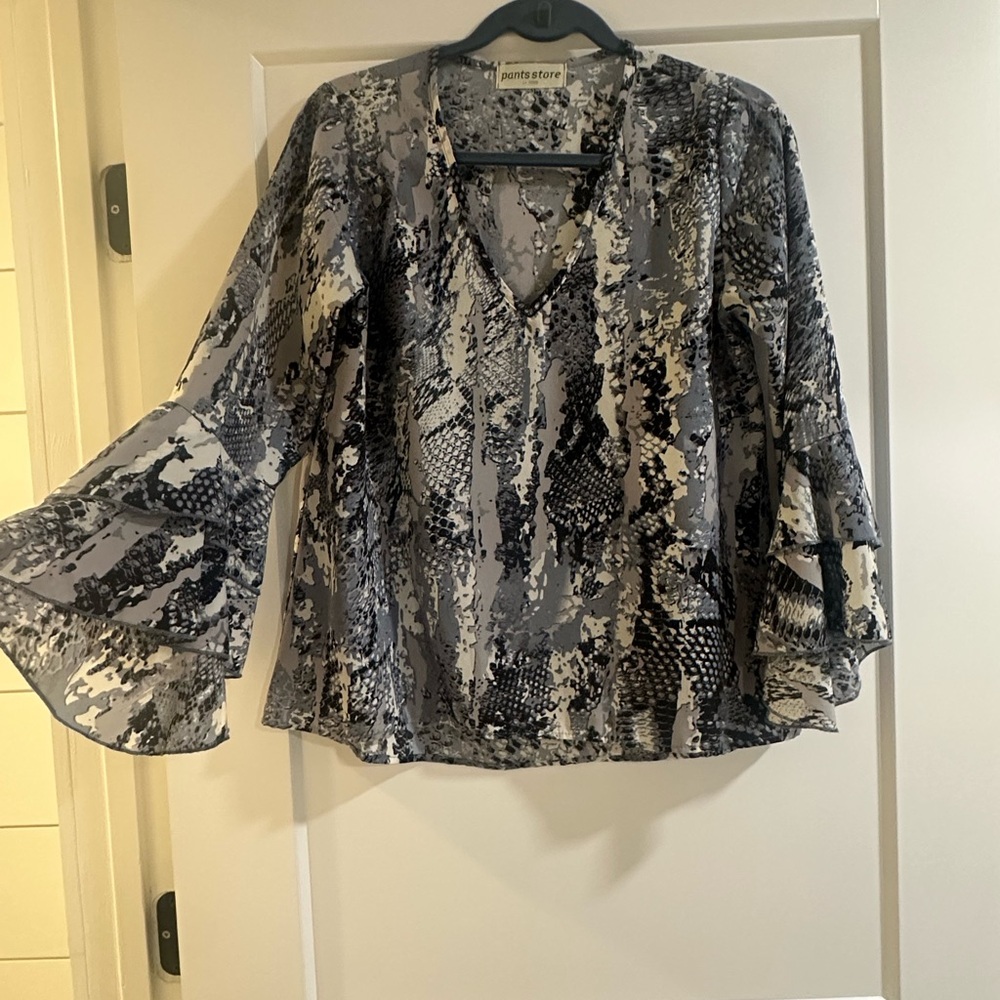 Monteau Black and Gray Snake Print Blouse